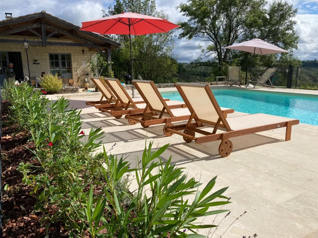 Piscine - Maison en Pierre avec Vue Vallée à Porte-du-Quercy