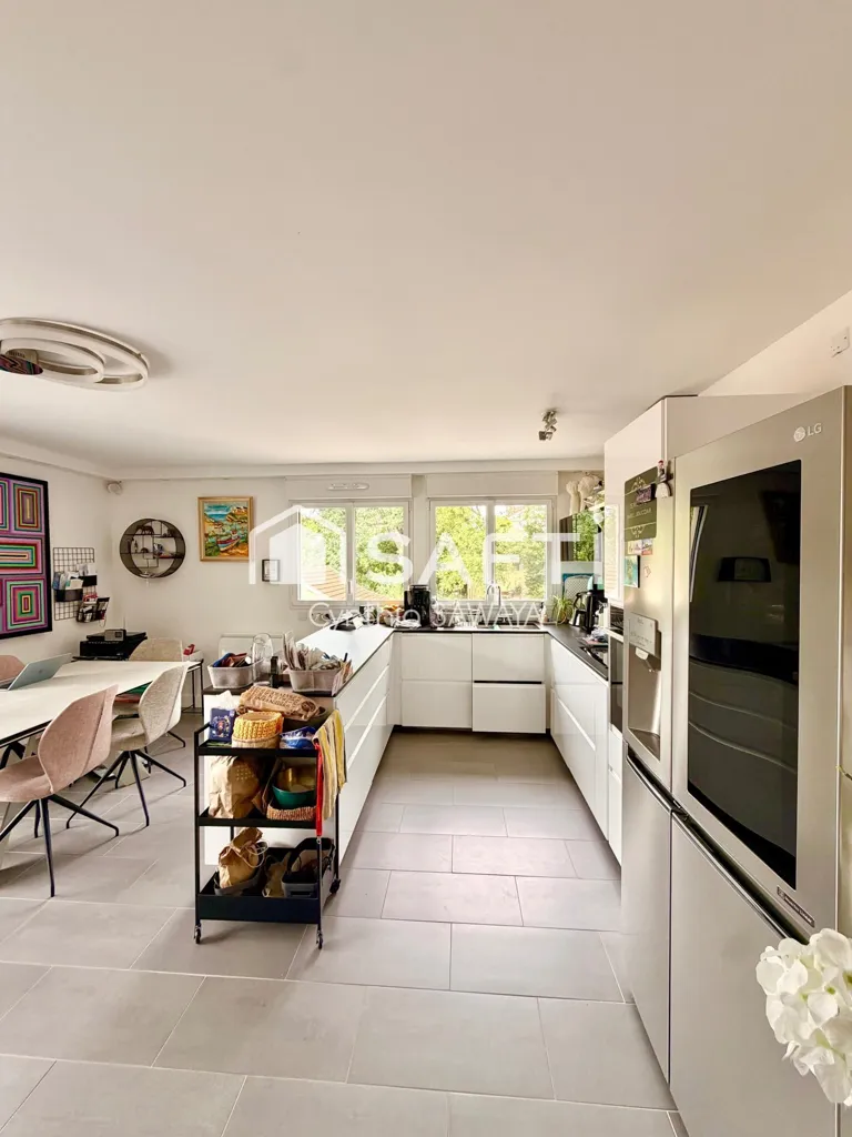 Kitchen - Bright Apartment with Balconies in Arcachon