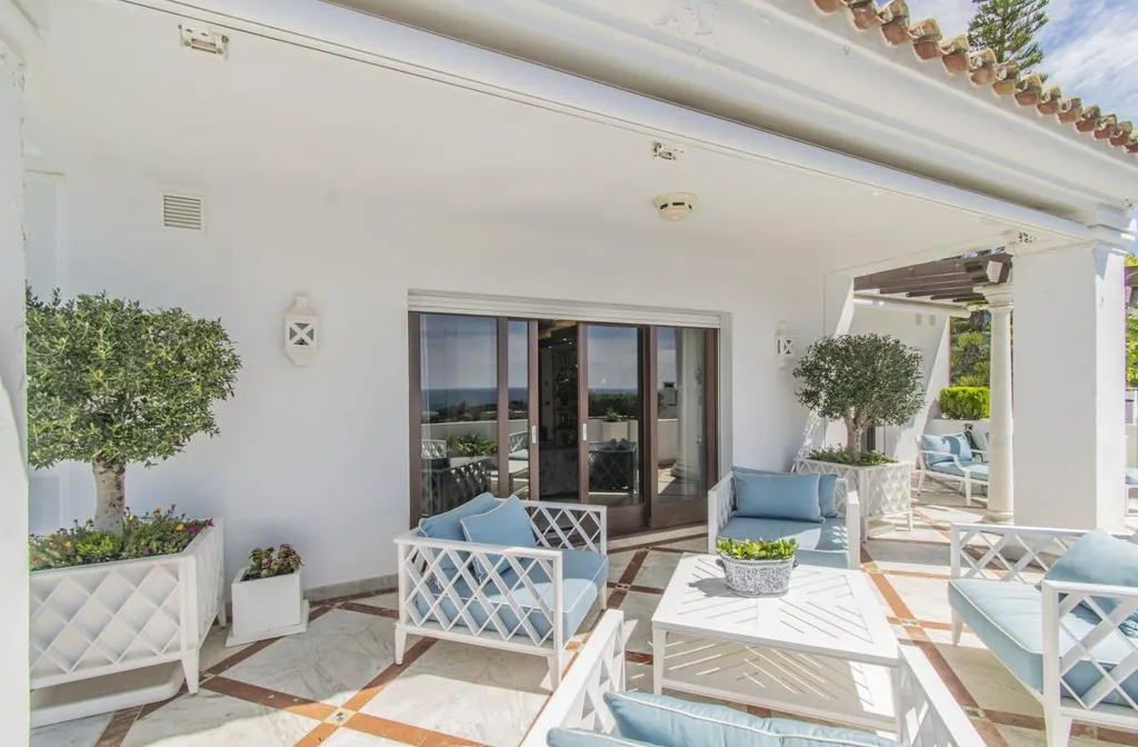 Terrass - Luxury Apartment with Sea Views in Marbella