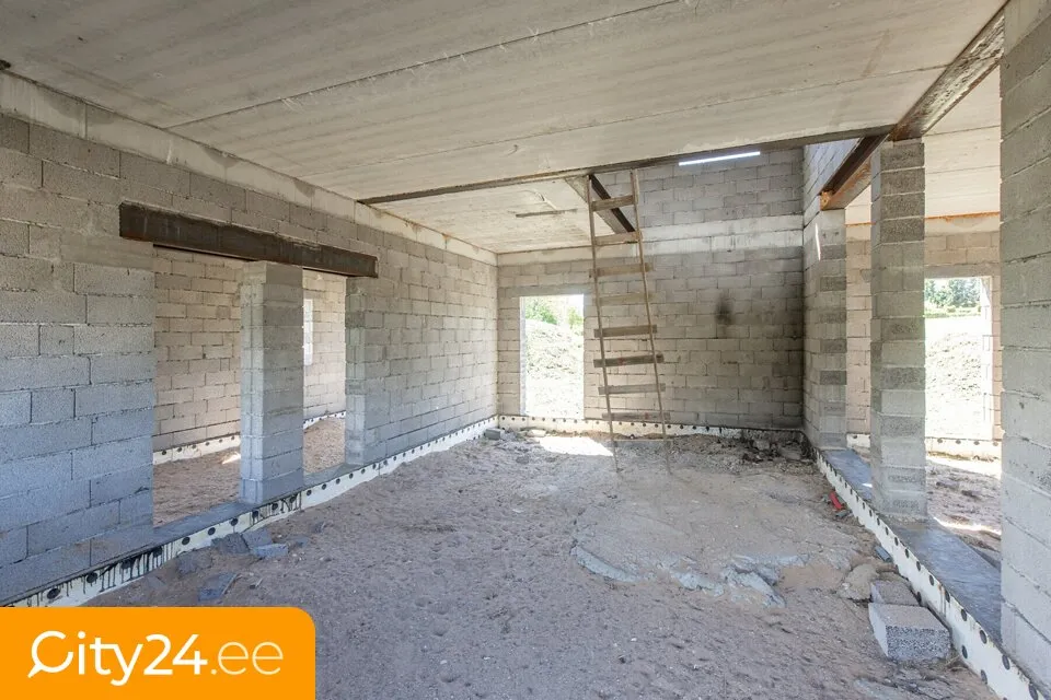 Pièces - New-Build House with Large Land Plot in Ragana