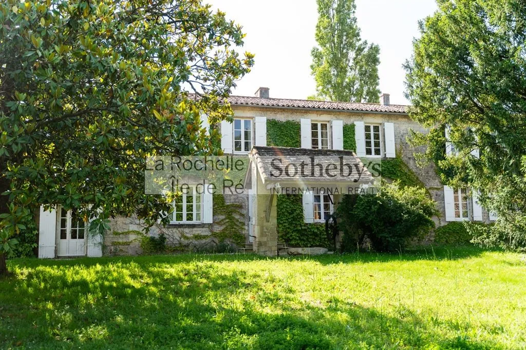 Extérieur - Maison Napoléonienne à 15 min de Châtelaillon-Plage