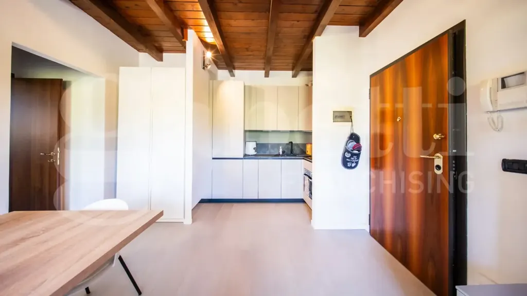 Salle à manger - Apartment with Balcony in Monte San Pietro