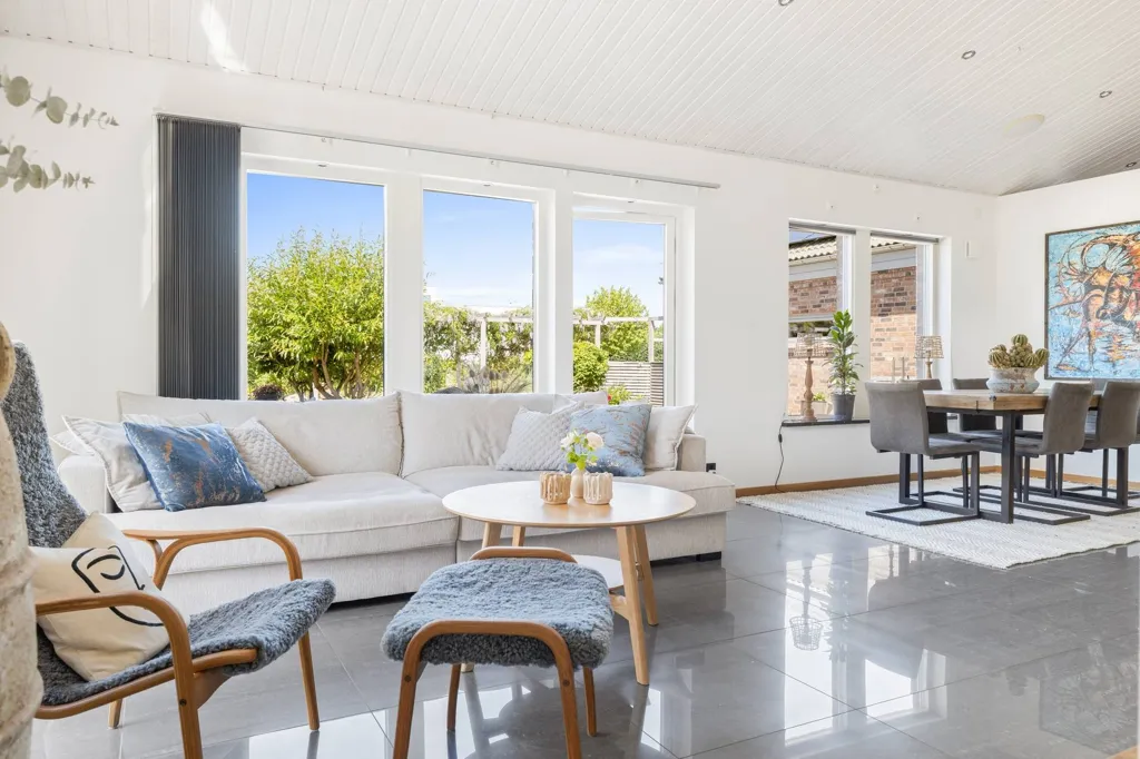 Elutuba - Modern Villa with Sea View in Nybrostrand