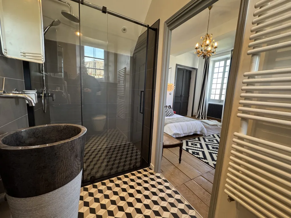 Salles de bain - Propriété en Pierre avec Maison d'Amis à Condom