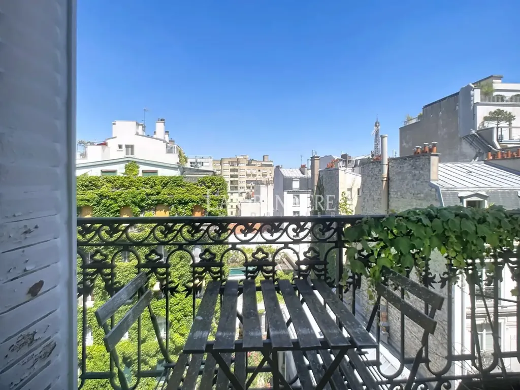 Balcon - Appartement Familial avec Vue Tour Eiffel à Passy