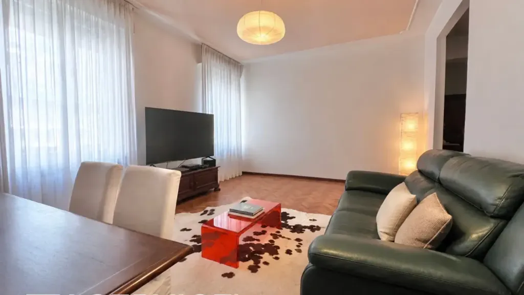 Elutuba - Rustic-Style Apartment with Balcony in Rimini