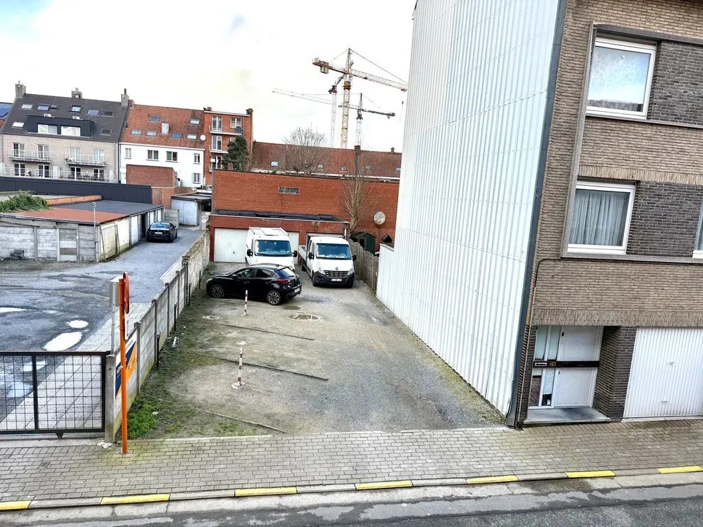 Extérieur - Terrain avec Garages dans le Centre de Deinze