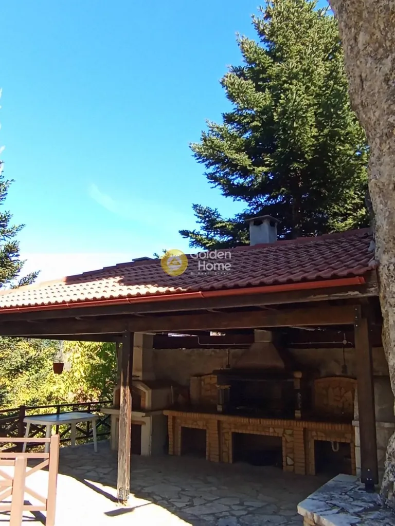 Terrace - Villa with Mountain View in Amfissa