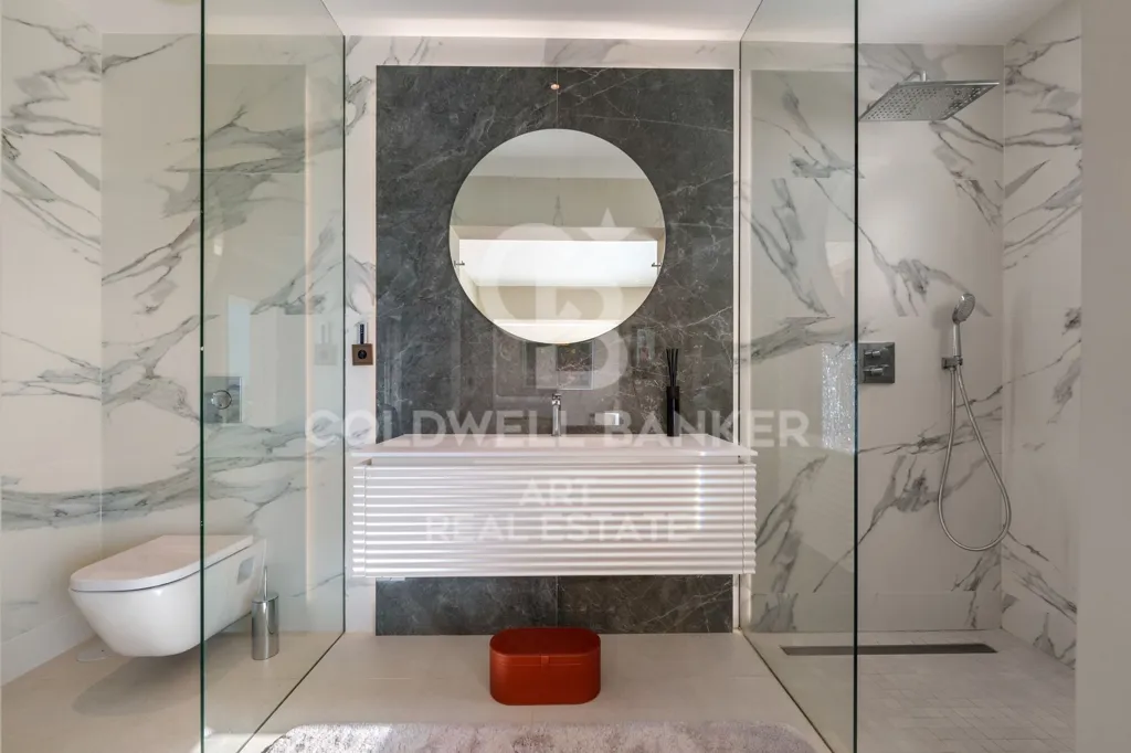 Vannitoad - Contemporary Mediterranean Villa with Panoramic Views in Benahavís