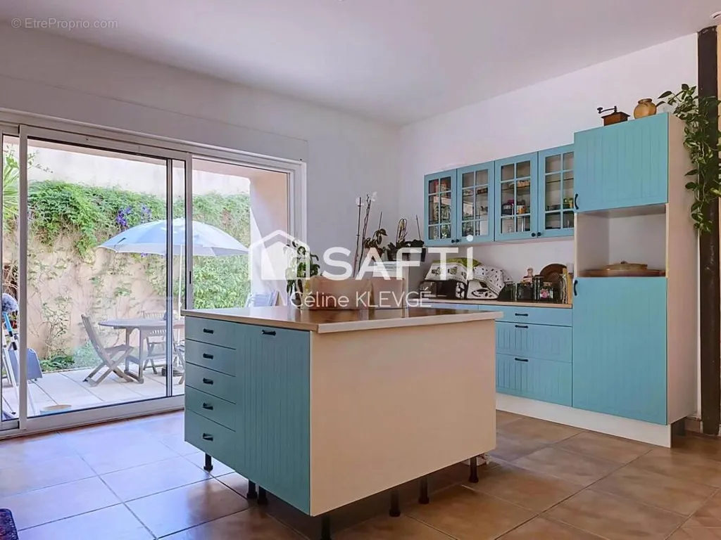 Köök - Charming Maison with Terraces in Montady