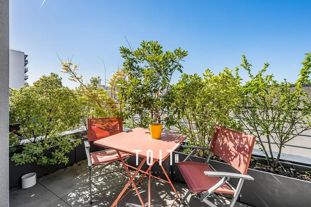 Terrazza - Contemporary House with Rooftop in Malakoff