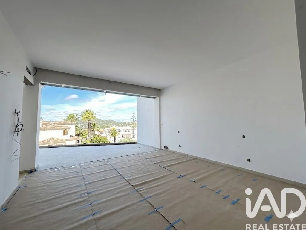 Elutuba - Contemporary Villa with Pool in Almancil