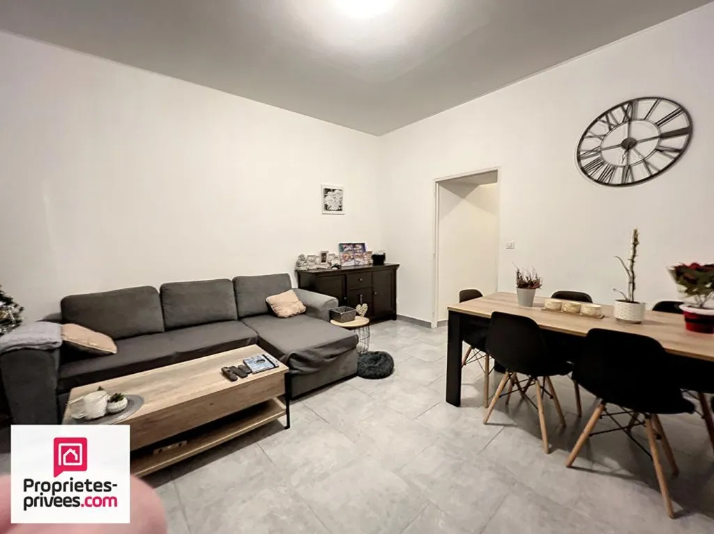 Séjour - Appartement RDC T2 Refait à Neuf à Rians