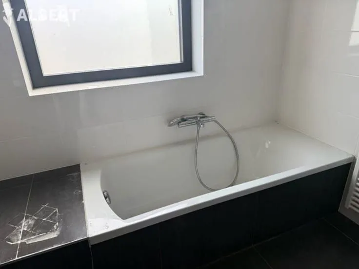Bagni - Modern House with Terrace in Quiet Setting