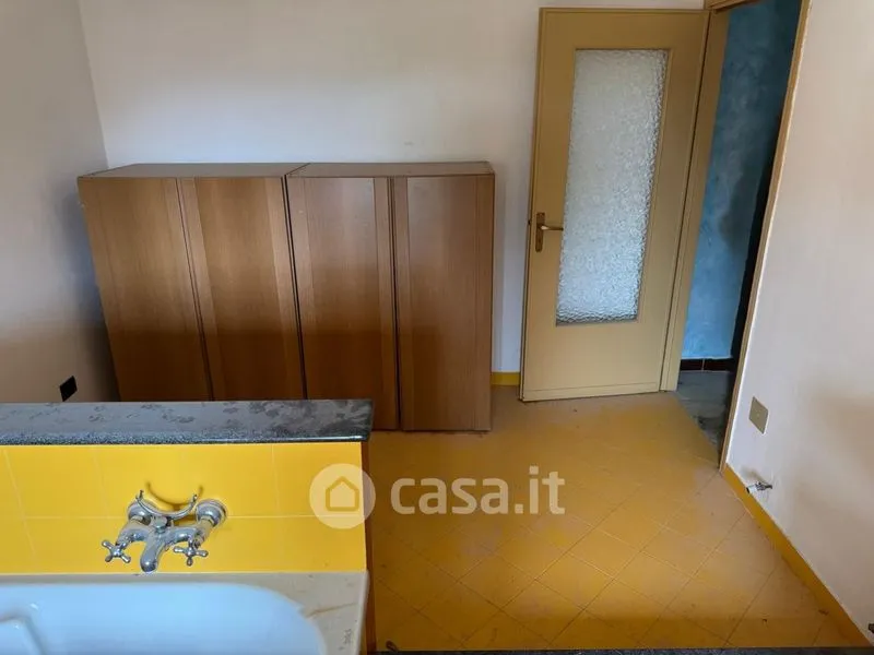 Salles de bain - Rustic Farmhouse with Courtyard in Penango
