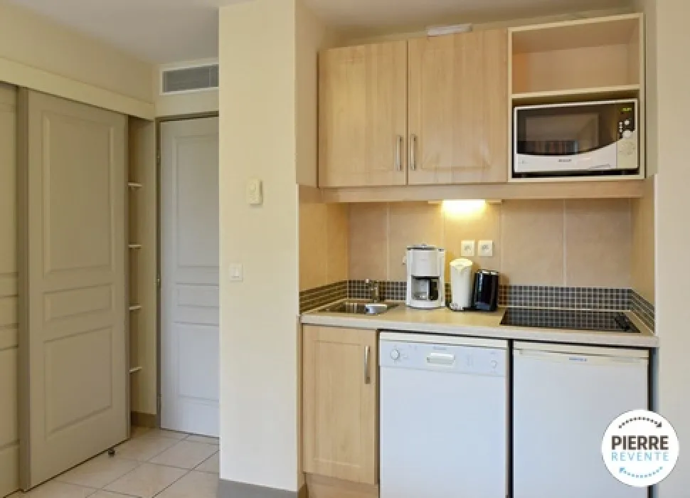 Cuisine - Appartement Studio avec Terrasse à Grospierres