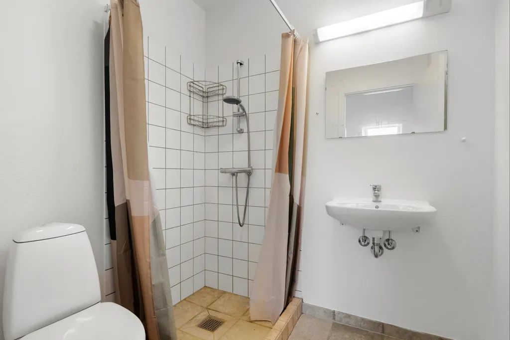 Bagni - Apartment with Central Location in Borup