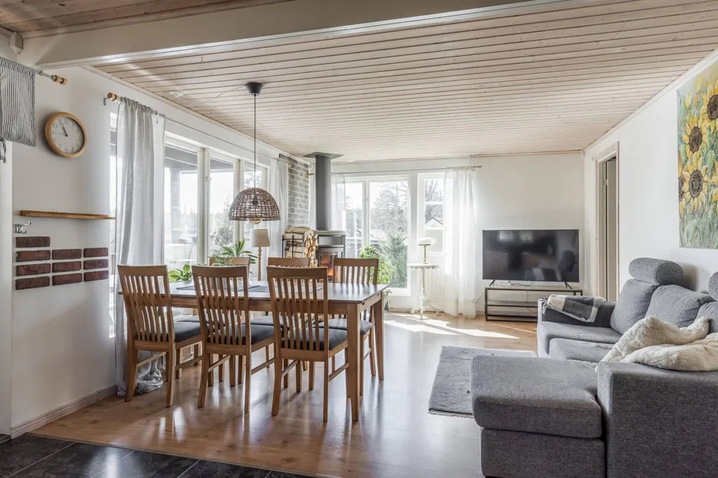 4-toaline maja asukohas Askersunds kommun