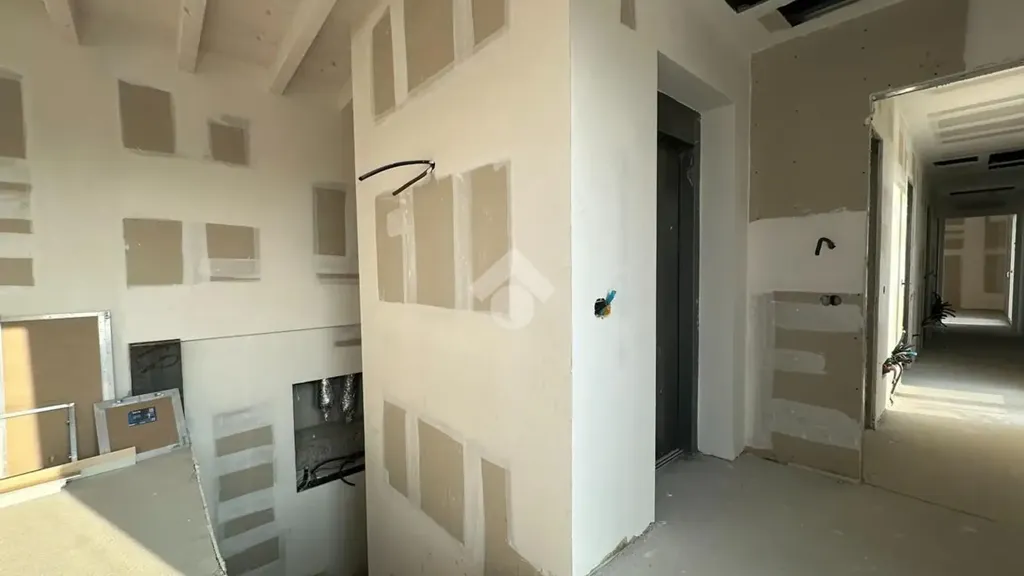 other_room
