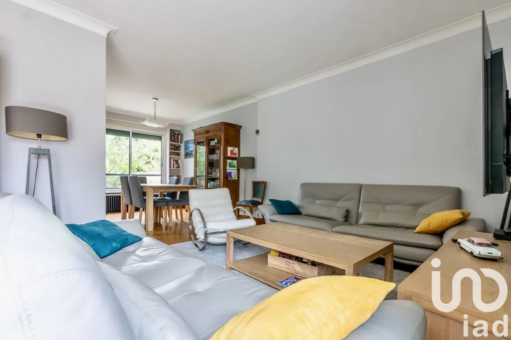 Séjour - Villa Luxueuse avec Jardin à Saint-Maur-des-Fossés