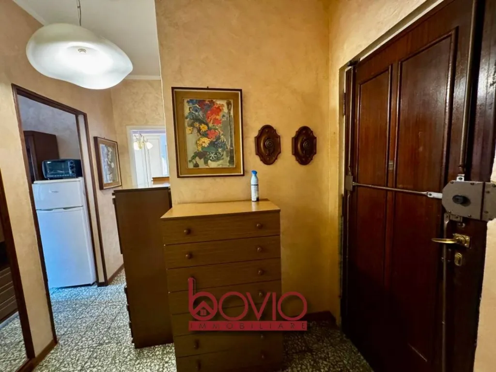 Entrée - Apartment with Balcony in Barriera Milano, Turin