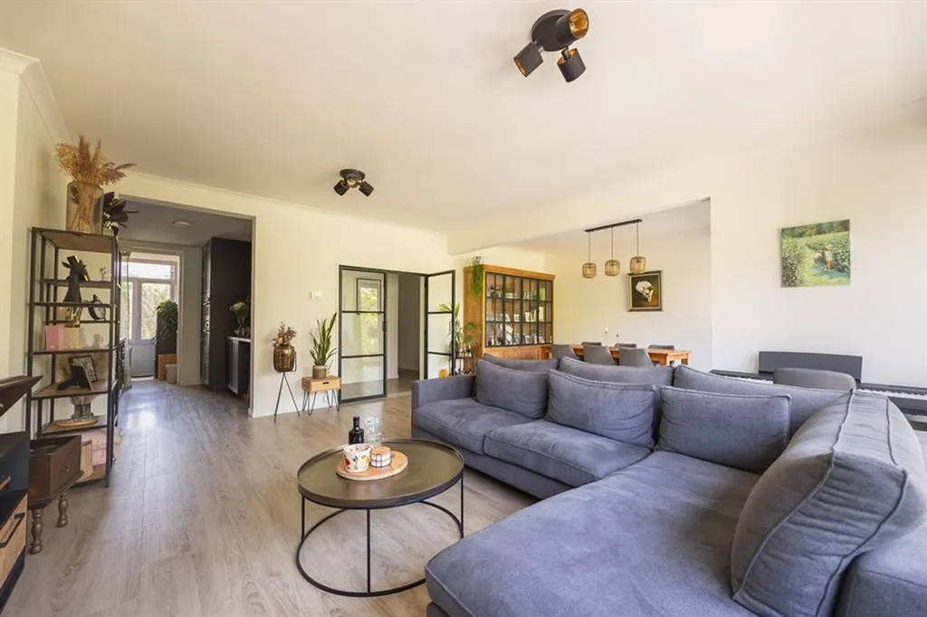 2 magamistoaga korter asukohas Antwerpen