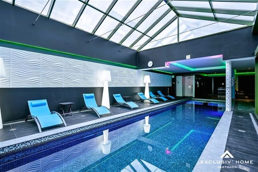 Piscine - Villa Moderne avec Spa à Bruxelles Ouest