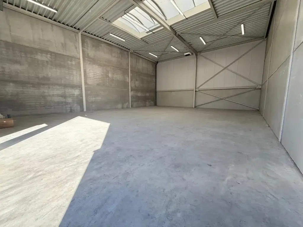 Garage - KMO-unit Nieuve à Genk, Nieuwpoortlaan
