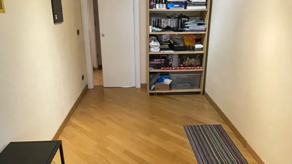 Esik - Fully Furnished Apartment in Historic Building, Parma