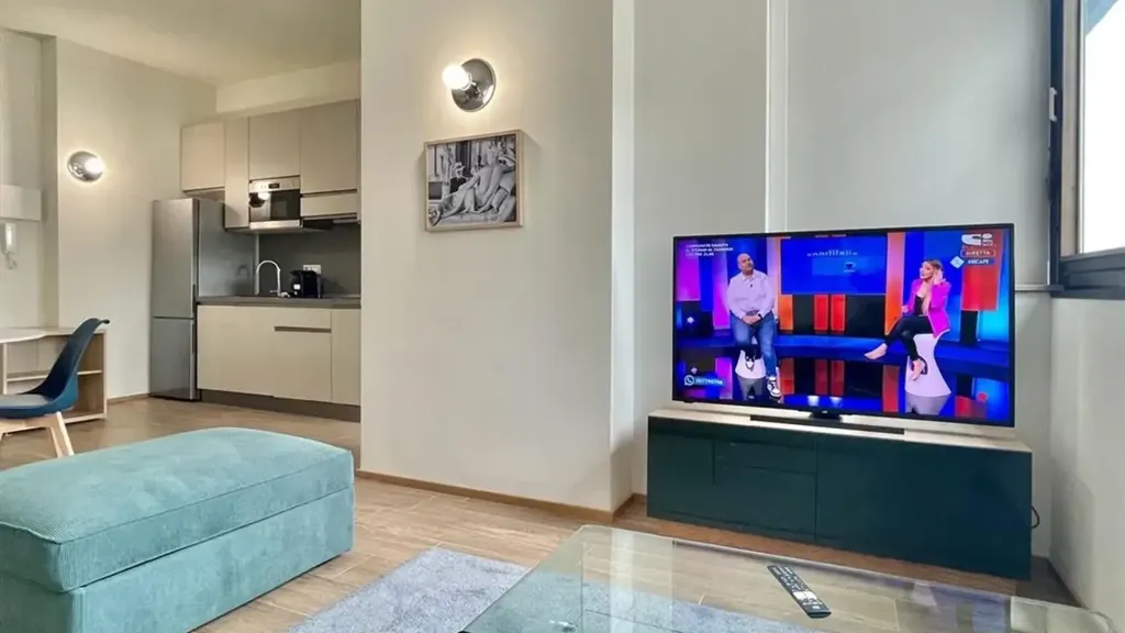 Living Room - Luxury Flat with Rooftop Pool in Turin