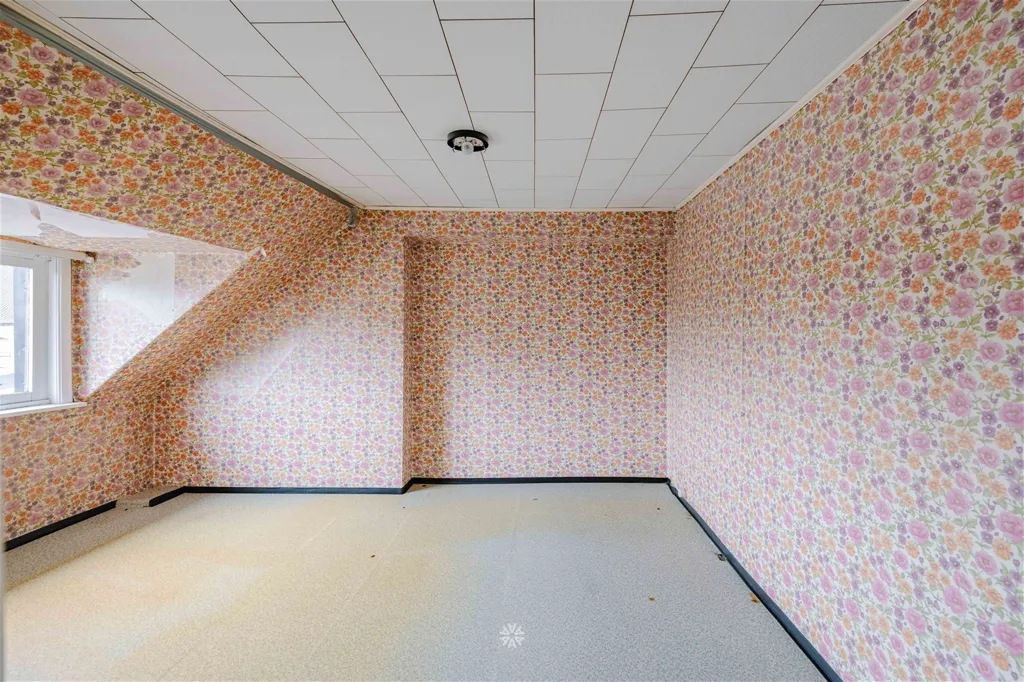 Pièces - Maison à Rénover avec Jardin à Kalken