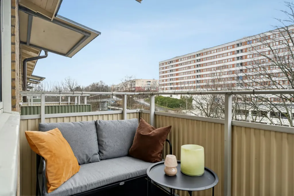 Balcon - Spacious Two-Bedroom with Balcony in Göteborg