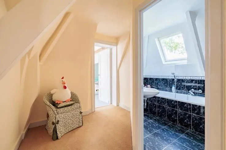 5-bedroom house in BE