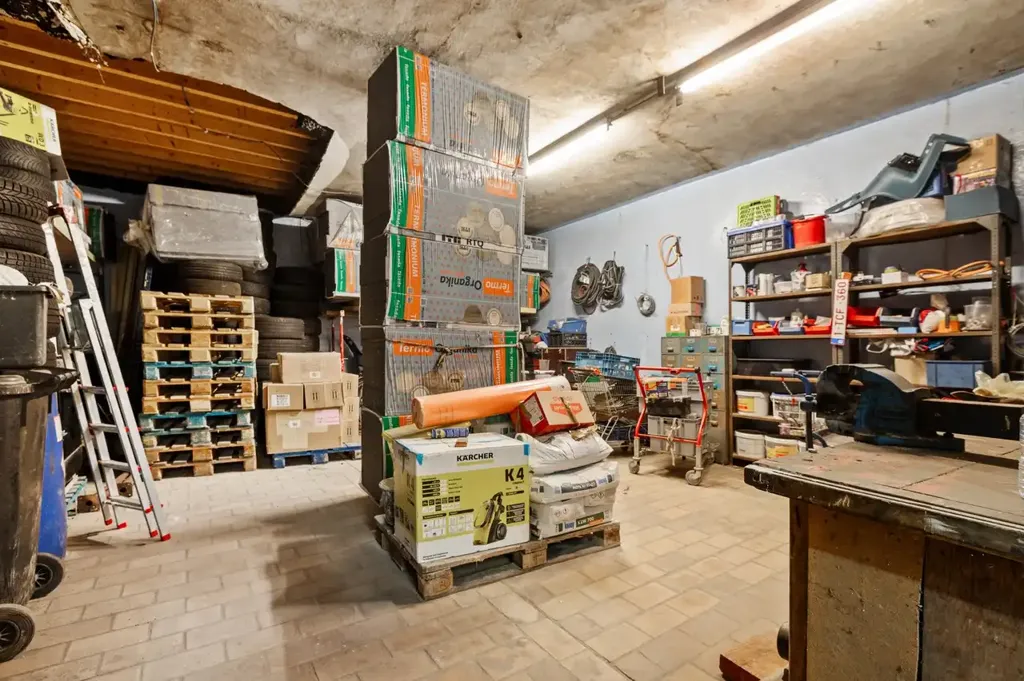garage