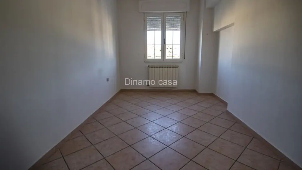 Pièces - Apartment with Industrial Warehouse in Carmignano