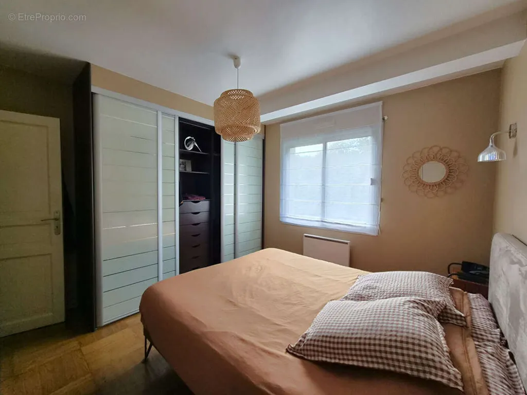 Chambres - Maison Familiale avec Jardin à Vertou