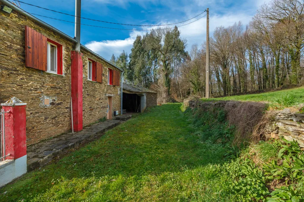 Välivaade - Farmhouse with Barn in Pol, Lugo