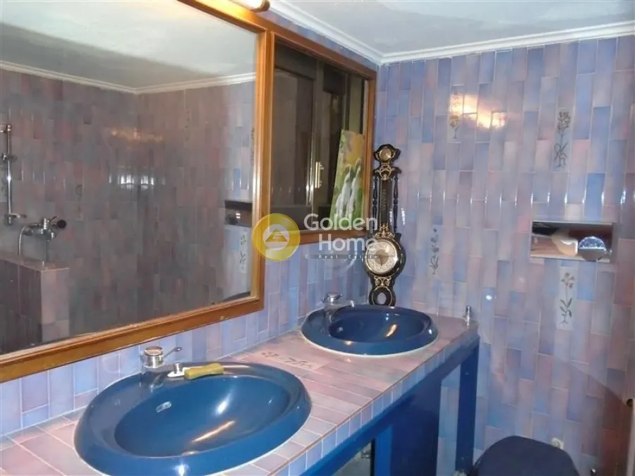 4-room house in GR
