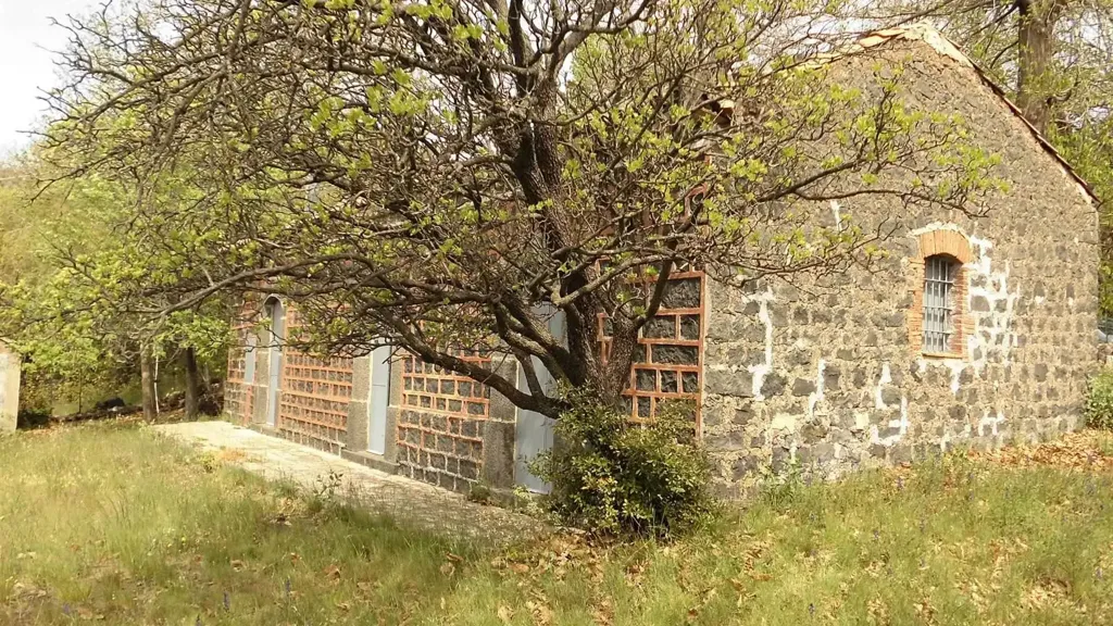 Välivaade - Rustic Cottage with Lava Terrain in Nicolosi
