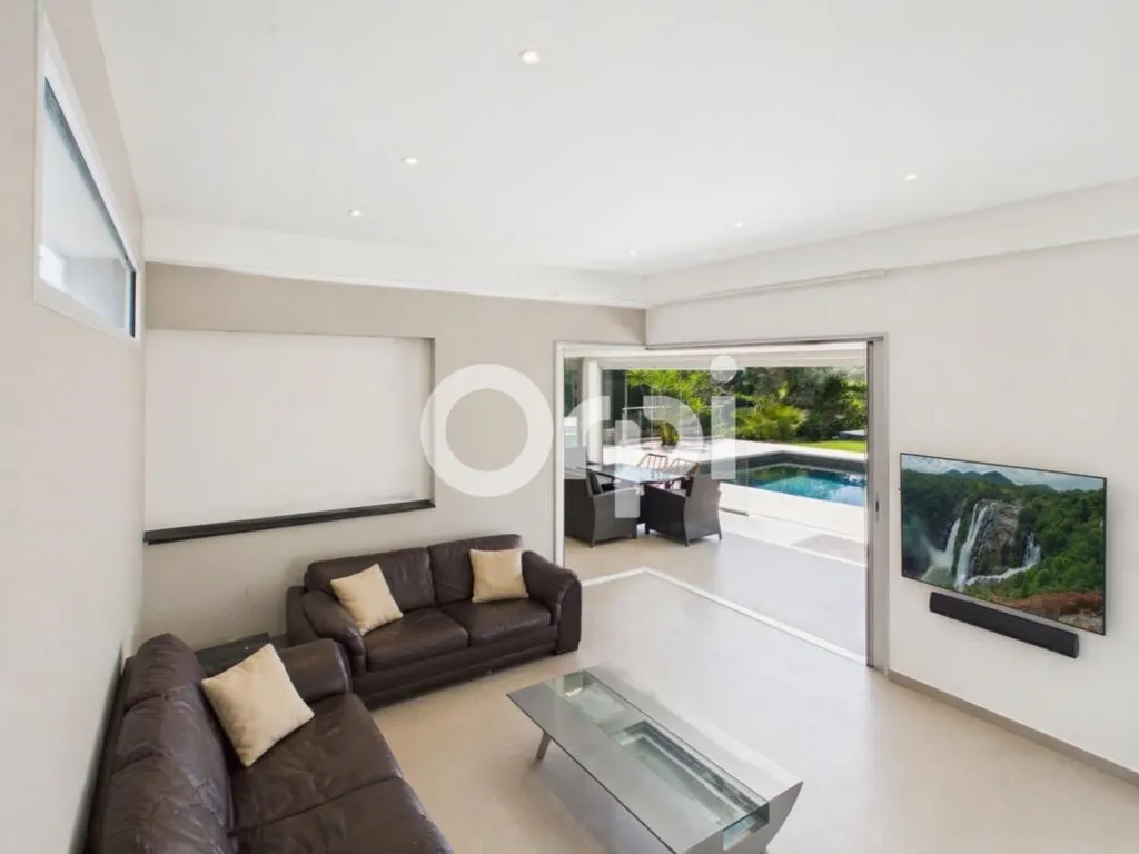 Séjour - Villa avec Piscine dans un Domaine Prestigieux à Valbonne