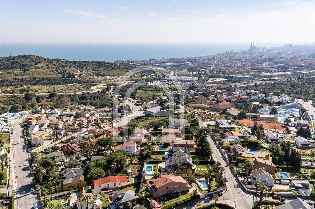 Vista aerea - Chalet with Sea Views in Mas Ram, Badalona