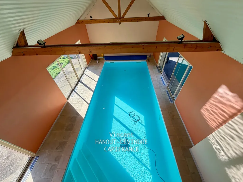 Bassein - 10-Piece House with Indoor Pool in Tiercé