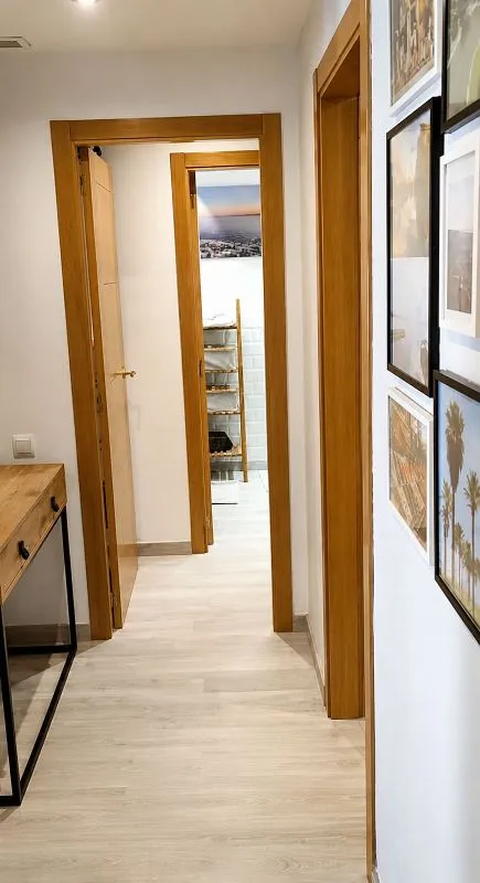 Esik - Furnished Studio with Garage in Patraix