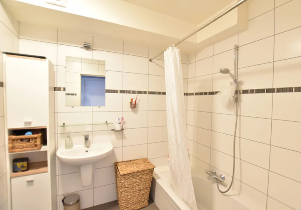 Bagni - Modern Apartment with Balcony in Tubize