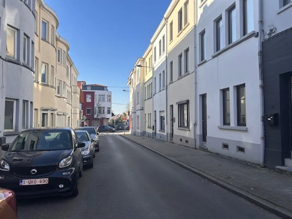 Välivaade - Furnished Studio with Terrace in Auderghem