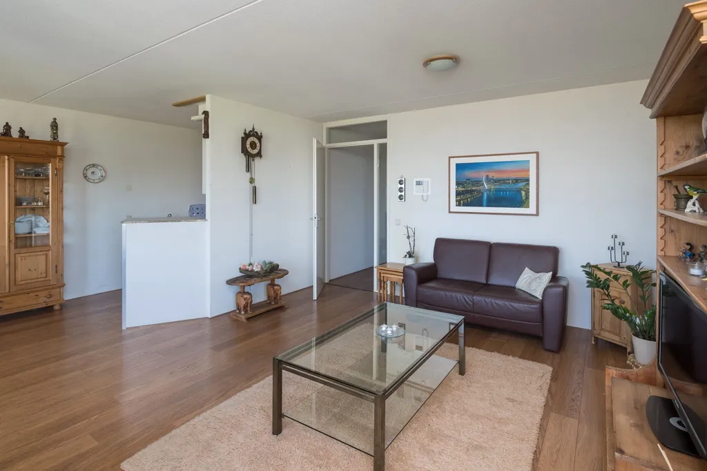 Elutuba - Corner Flat with Terrace in Barendrecht
