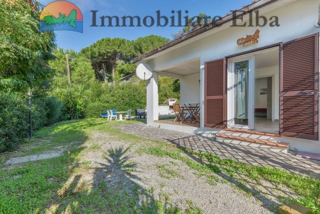 Garden - Seaside Villa with Private Garden in Capoliveri