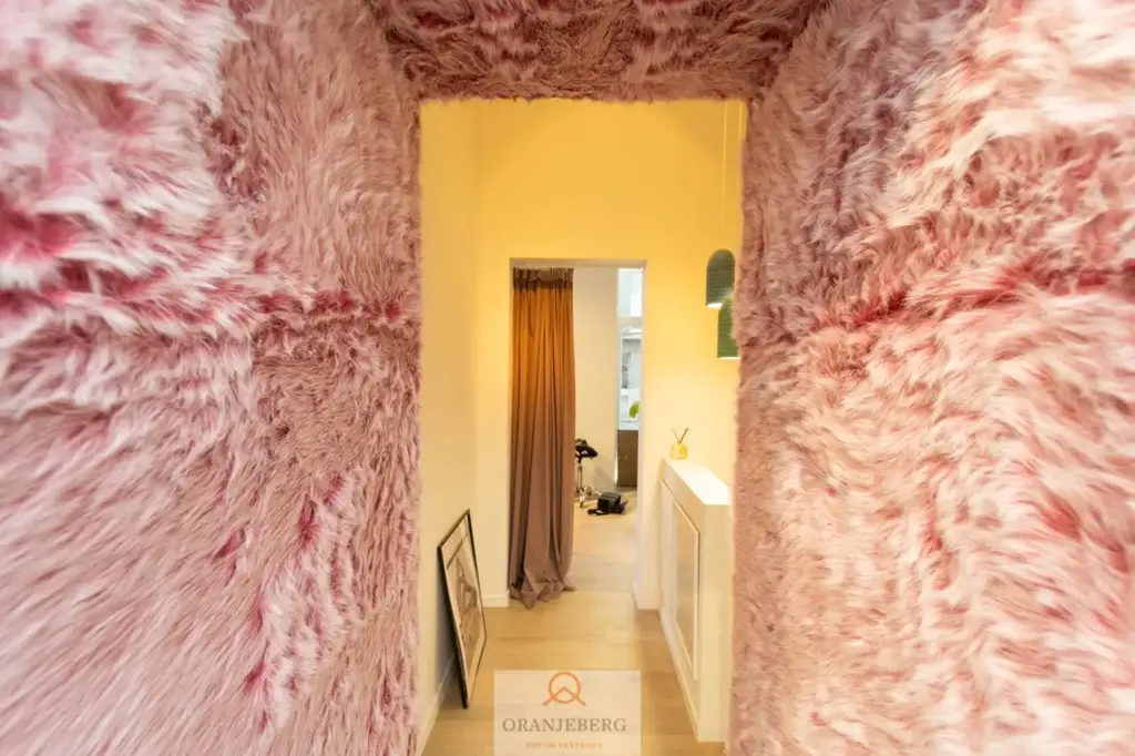 hallway_entrance