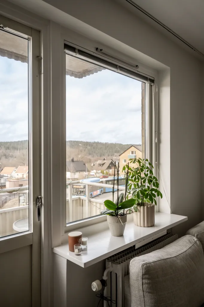 Balcony - Two-Bedroom Flat with Balcony in Sjöbo