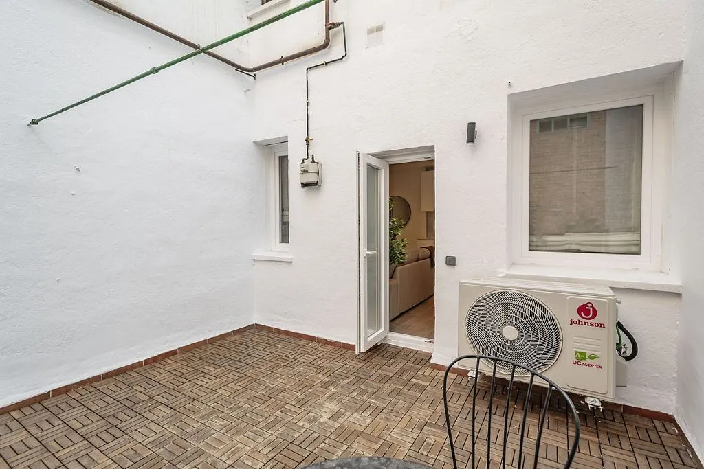 Garden - 3-Bedroom Flat with Terrace in Prosperidad